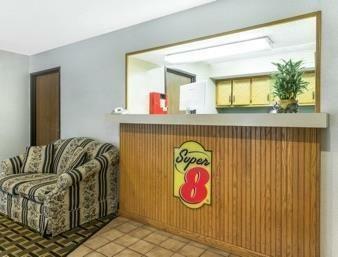 Super 8 By Wyndham Twinsburg/Cleveland Area Hotel Ngoại thất bức ảnh